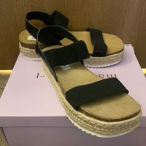 Steve Madden sandals